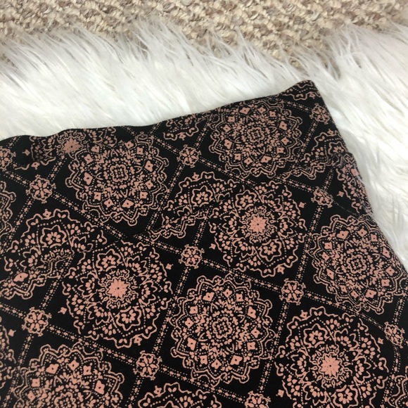 SOLD ❗️Torrid Full Length Leggings Size 2 - Picture 3 of 4